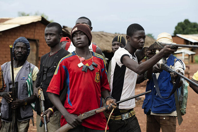 République centrafricaine, 15 décembre 2013. Des hommes du « Mouvement de révolte des forces armées centrafricaines pour le peup © Michaël Zumstein / Agence VU pour Le Monde République centrafricaine, 15 décembre 2013. Des hommes du « Mouvement de révolte des forces armées centrafricaines pour le peup © Michaël Zumstein / Agence VU pour Le Monde
